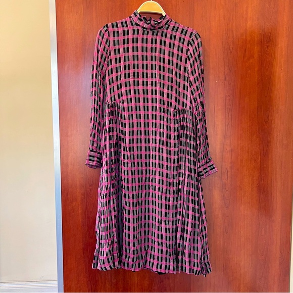 GANNI Mock Neck Dress Size 40 Long Sleeves Pleated Midi Plaid Size 10 Pink AA - Picture 3 of 13